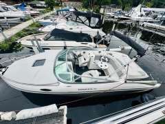 Rinker 246 Captiva