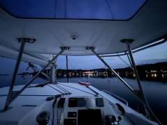 Robertson&Caine Leopard 44