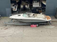 Sea Ray 240 SSE SunSport