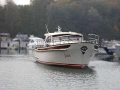 Tuna 40 Sportivo, Dutch Bay Yachts