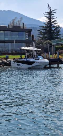 Axis T220 Wakeboard/Wakesurf
