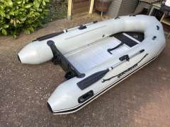 Mercury Quicksilver 320 Sport