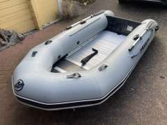 Mercury Quicksilver 320 Sport