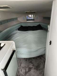 Rinker Fiesta Vee 265