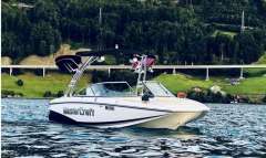 MasterCraft X2 Wakeboard/Wakesurf