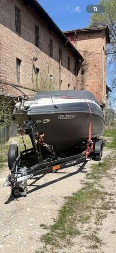 Rinker Cuddy 246 Captiva cc