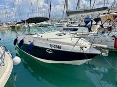 Rinker 250 Fiesta Vee