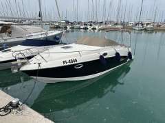 Rinker 250 Fiesta Vee