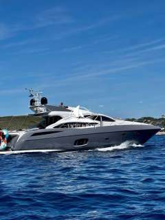 Sunseeker Predator 74 Sports Fly