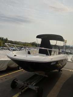 Bayliner CC6E Deck Boat
