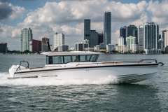 Axopar 37 Cross Cabin - Iconic Edition