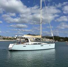 Beneteau Oceanis 58 Plachetní jachta