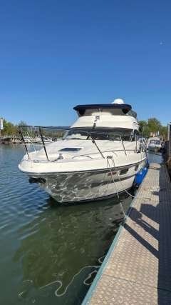 Sealine F 37 Sealine F 37