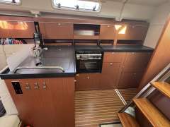 gro&szlig;e K&uuml;che mit 2 Flammenherd, Backofen &amp; K&uuml;hlschrank