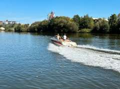 Sea Ray 200 CC
