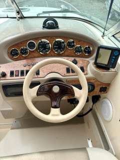 Rinker 242 FIESTA FEE