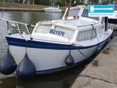 Crown Cruiser 920