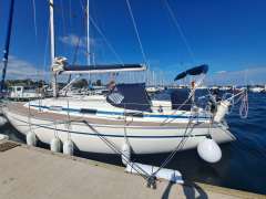 Bavaria 37