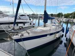Hallberg-Rassy 382