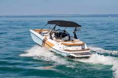 Glastron GTDW 225 - Surf Edition