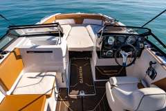 Glastron GTDW 225 - Surf Edition