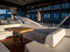 3 - Flybridge