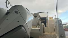 Quicksilver Activ 875 Sundeck