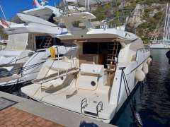 Ferretti 560