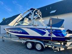 MasterCraft X2 - MODELL: 2011