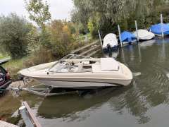 Larson LXI 194 BR Sport Boat