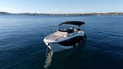 Quicksilver Activ 875 Sundeck Quicksilver Activ 875 Sundeck