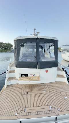 Marex 330 SCA
