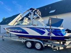 MasterCraft X2 - MODELL: 2011