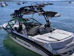 Nautique Super Air Nautique 210 Wakeboard/Wakesurf