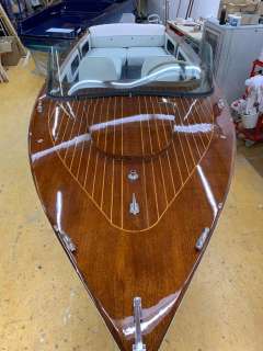 Holzboot-Klassiker mit E-Motor
