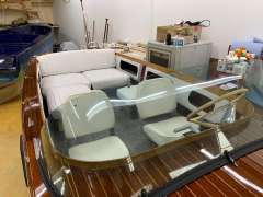 Holzboot-Klassiker mit E-Motor