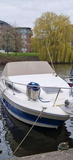 Sea Ray Sundancer 250