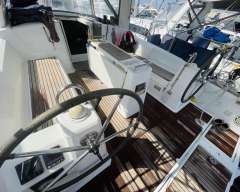 Beneteau Oceanis 38