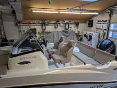 Quicksilver Activ 605 Sundeck