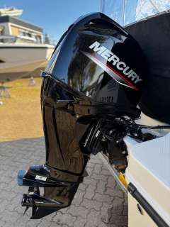 Quicksilver 555 Cabin