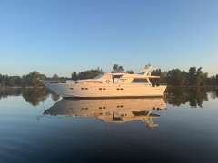 Cantieri di Pisa Akhir 20