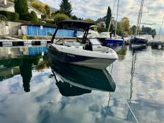 Malibu Wakesetter 22 VLX Wakeboard/Wakesurf