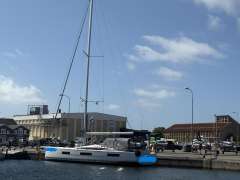 Jeanneau Yacht 60
