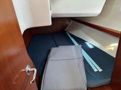 Beneteau Oceanis 381
