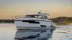 Aquador 300 HT Hardtop