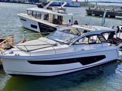 Sealine S335 Hardtop