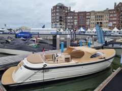 Primeur 850 Tender Tuckerboot