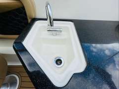 Sea Ray 230 Sunsport