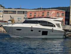 Princess 52 Flybridge Motor Yacht