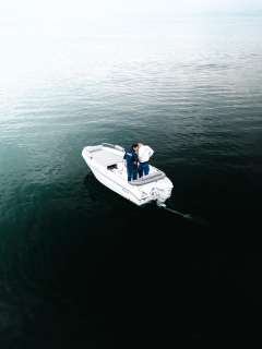 Karel 480 Open Konsolenboot